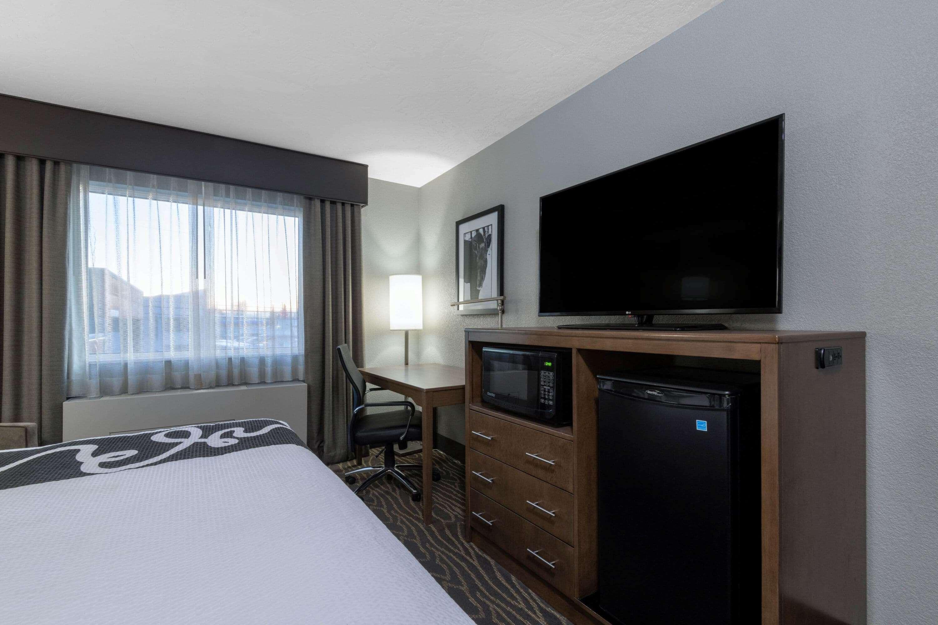 Готель La Quinta By Wyndham Anchorage Airport Екстер'єр фото