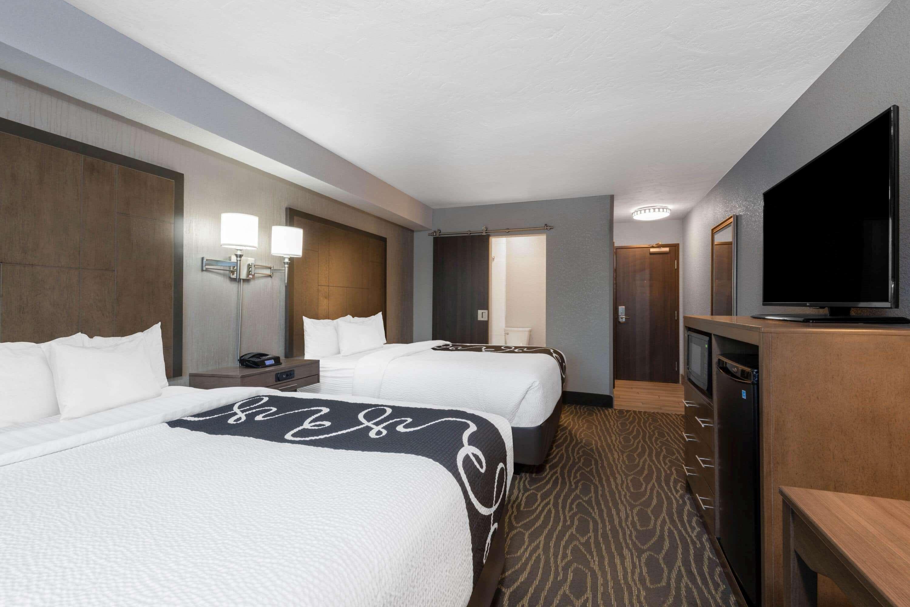 Готель La Quinta By Wyndham Anchorage Airport Екстер'єр фото