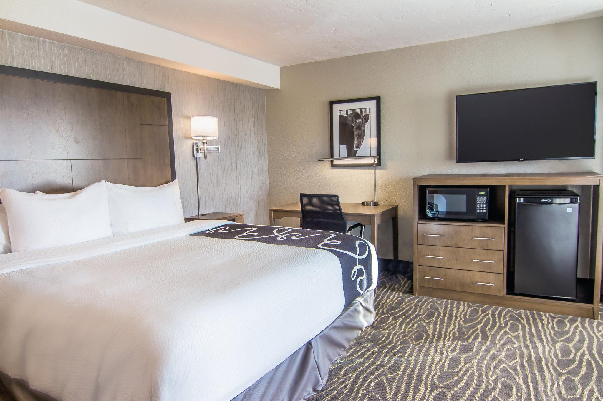 Готель La Quinta By Wyndham Anchorage Airport Екстер'єр фото