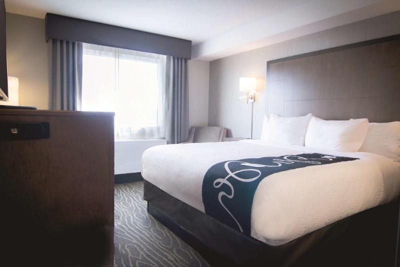 Готель La Quinta By Wyndham Anchorage Airport Екстер'єр фото